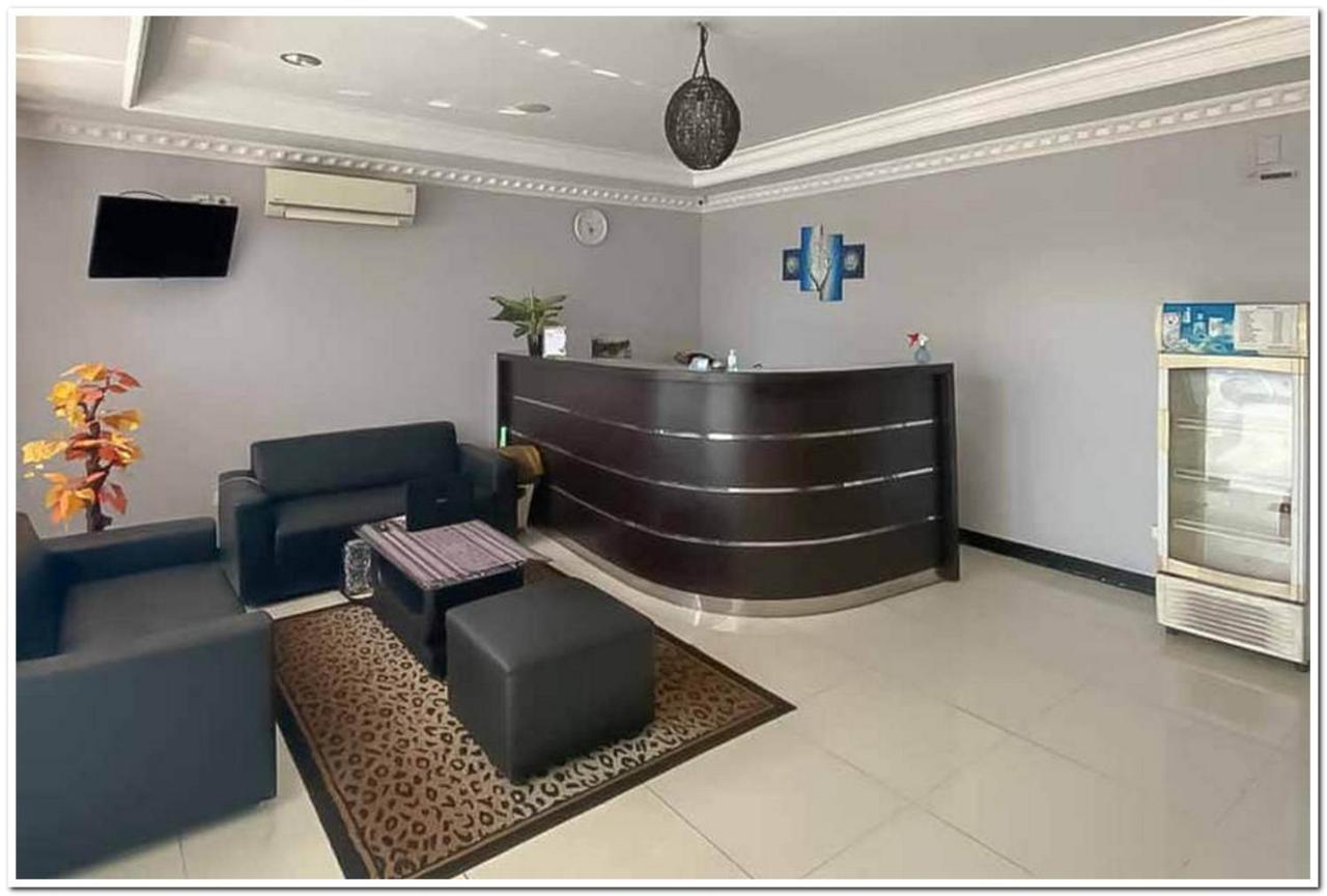 Losmen Family Syariah Bypass Juanda Mitra Reddoorz Brebek Luaran gambar